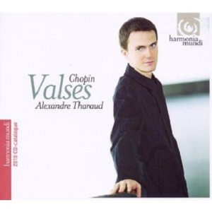 大鸡巴操骚逼淫语对白视频
